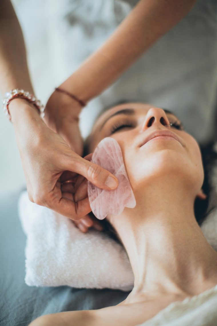 massage gua sha